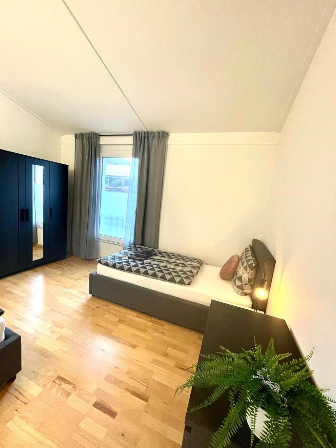 Geraeumiges Ferienhaus In Koblenz Coblenza Exterior foto